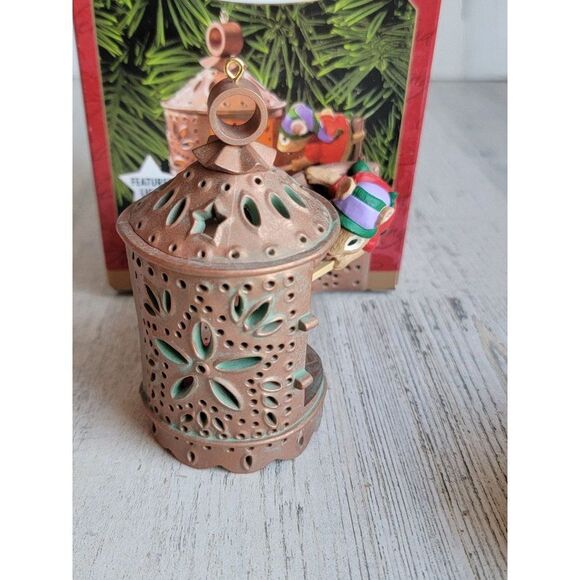 Hallmark warm welcome 1999 ornament Xmas Magic - Picture 3 of 6